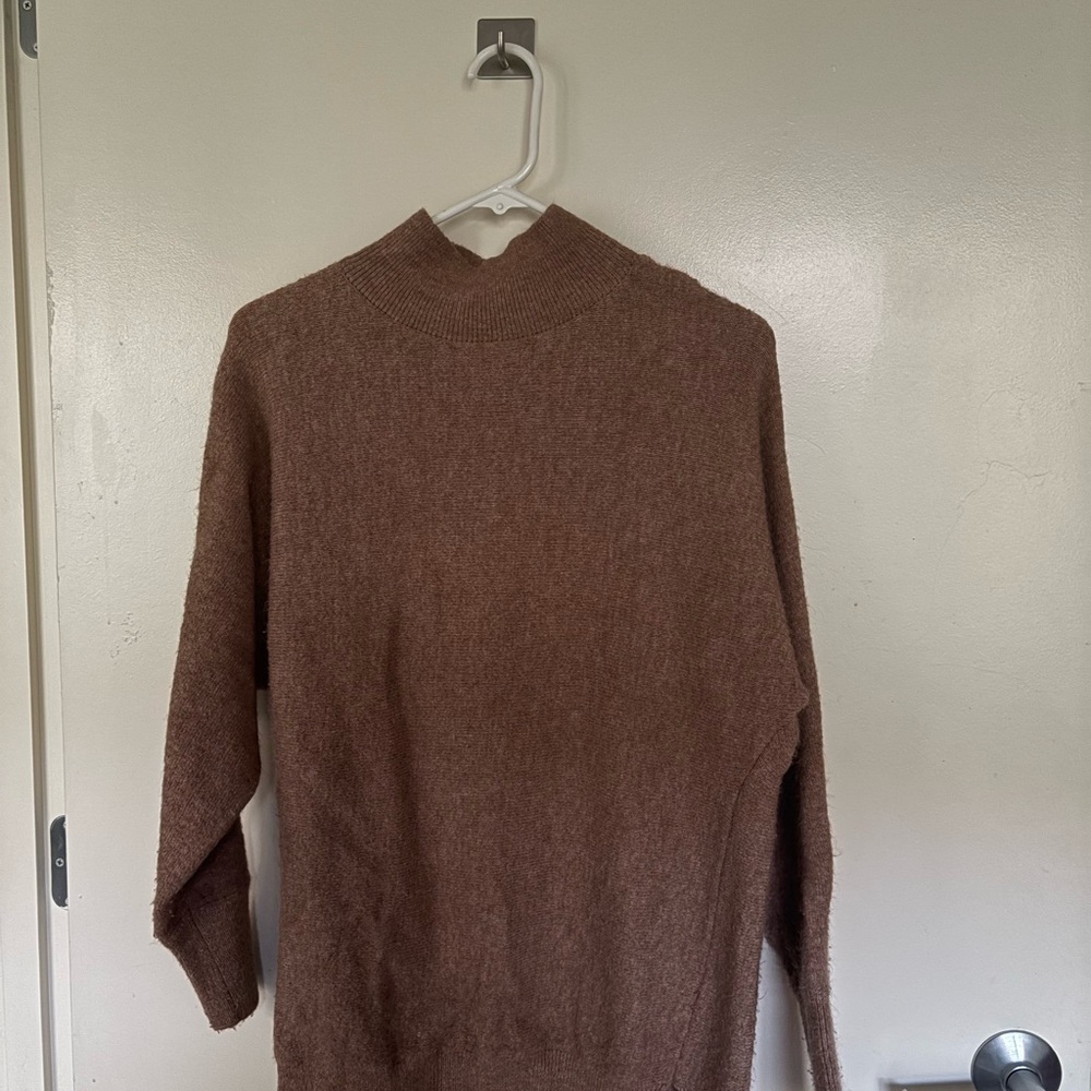 Magaschoni Women’s Turtleneck Sweater in Rich Brown